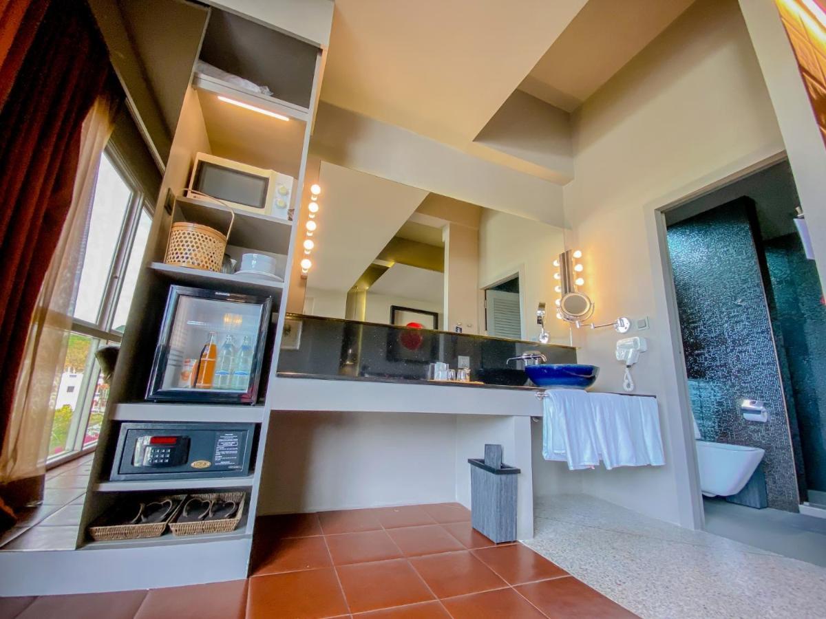 Sino House Phuket Hotel - Sha Plus Kültér fotó